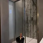 La Finestra Sul Campanile Luxury & Loft 게스트하우스