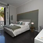 게스트하우스 La Finestra Sul Campanile Luxury & Loft