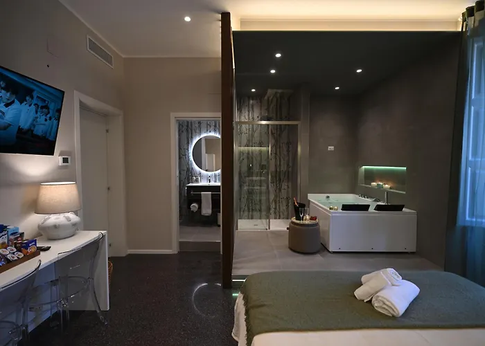 La Finestra Sul Campanile Luxury & Loft Bari