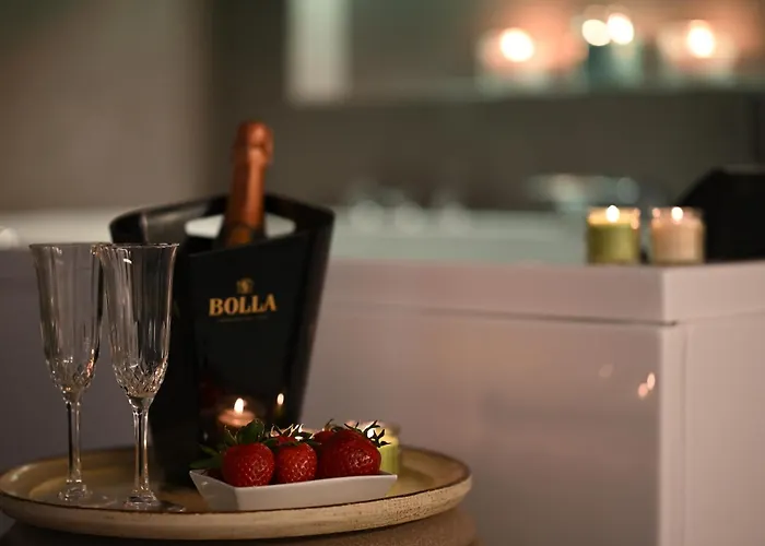 La Finestra Sul Campanile Luxury & Loft Vendégház Bari