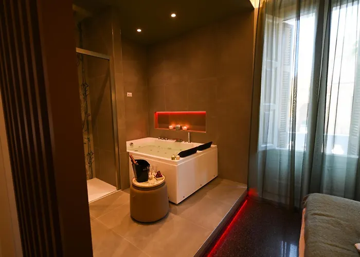 Vendégház La Finestra Sul Campanile Luxury & Loft Bari